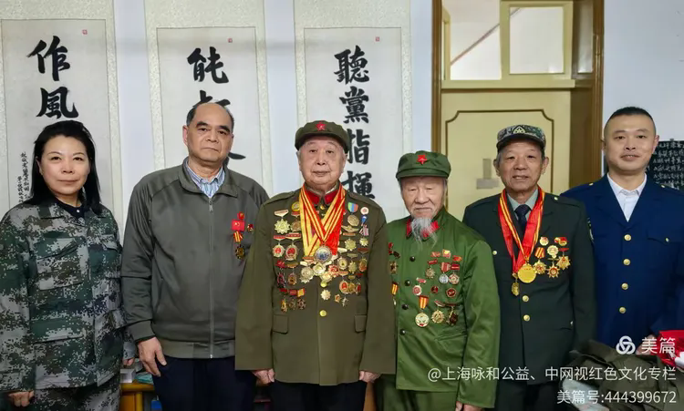 看望慰问共和国第一代战机大队长、共和国功勋获得者、开国将士——孙佑民