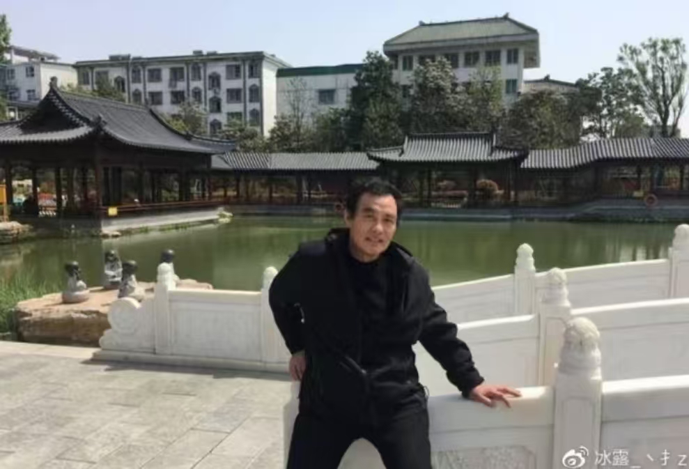 省影视家协会会员,著名编剧吴兴华