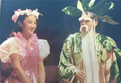 人物 |“花姐姐”曾媛:如果我有仙女棒,变大变小变漂亮(图3) 人物 |“花姐姐”曾媛:如果我有仙女棒,变大变小变漂亮(图3)