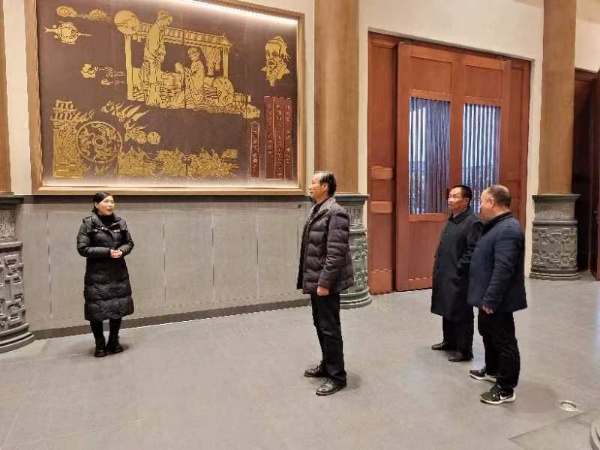 以党建堡垒构建龙湖和谐社区(图5)